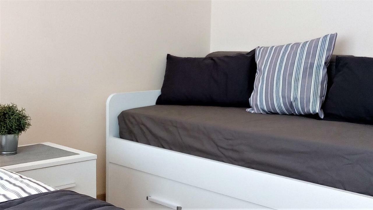 Lovely, Charming And Quiet Apartment In The Centre Air Conditioned And Free Private Garage Como Exterior foto
