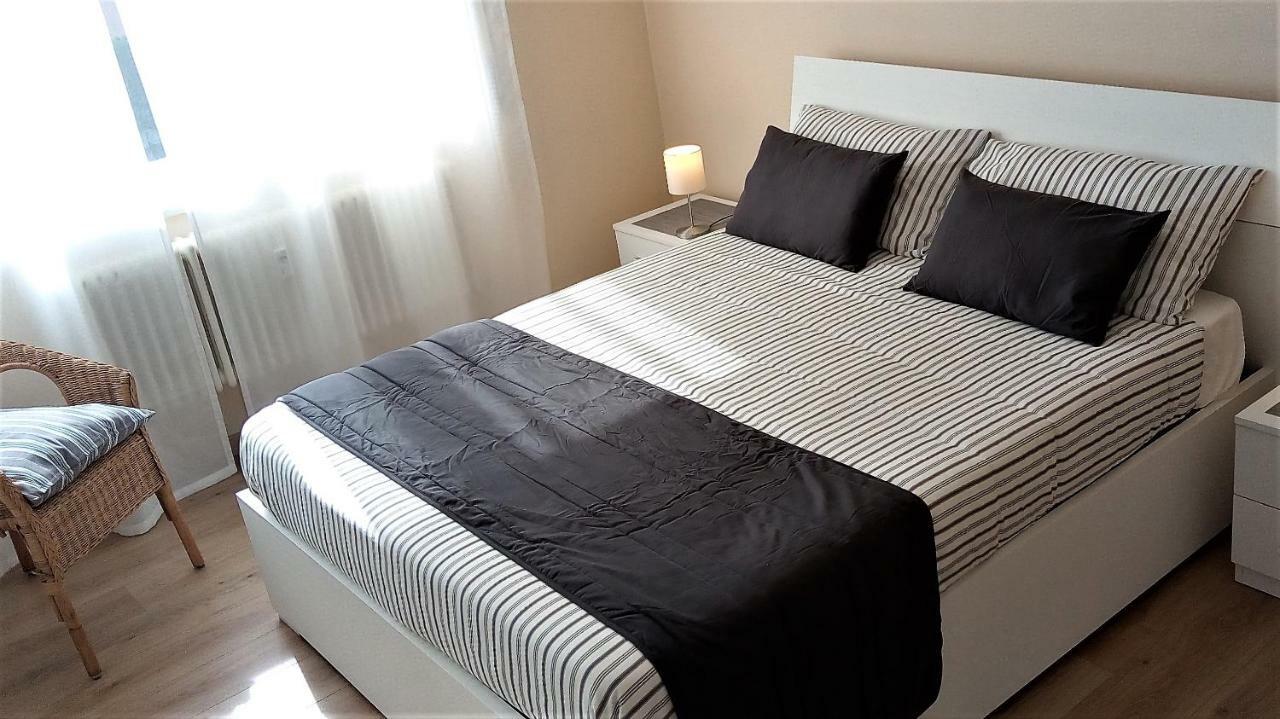 Lovely, Charming And Quiet Apartment In The Centre Air Conditioned And Free Private Garage Como Exterior foto