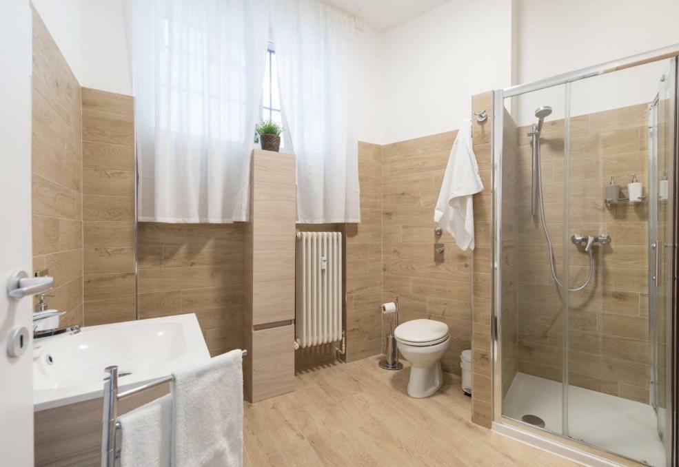 Lovely, Charming And Quiet Apartment In The Centre Air Conditioned And Free Private Garage Como Exterior foto