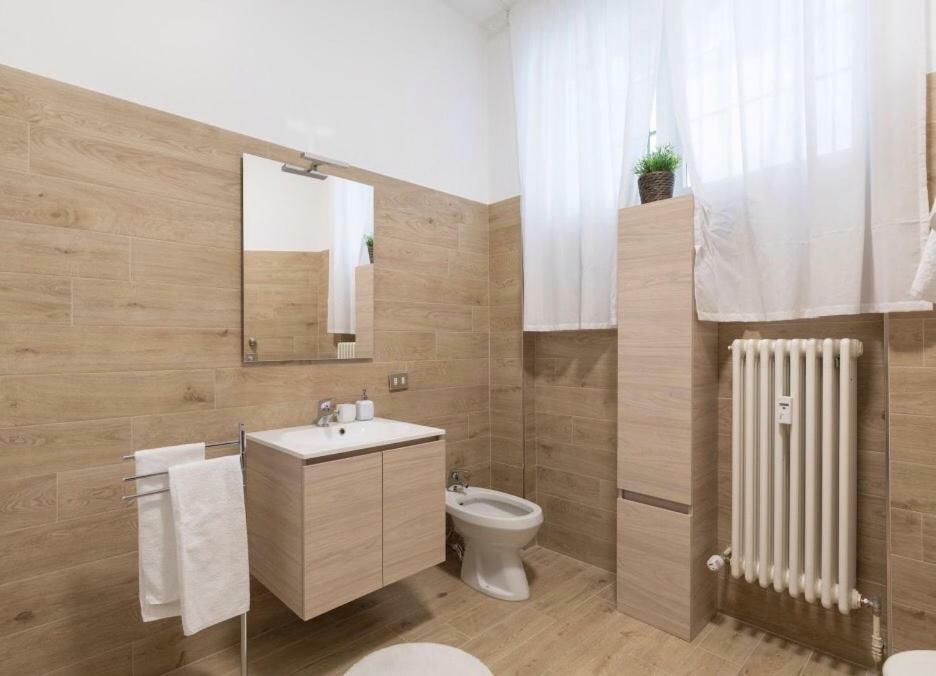 Lovely, Charming And Quiet Apartment In The Centre Air Conditioned And Free Private Garage Como Exterior foto